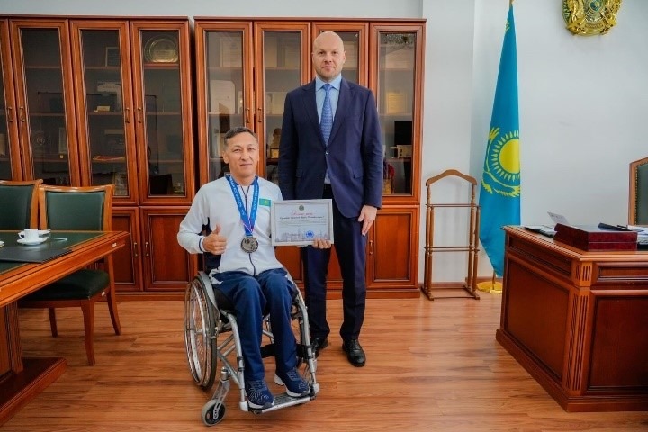 Кездесу, спортшыларды құттықтау