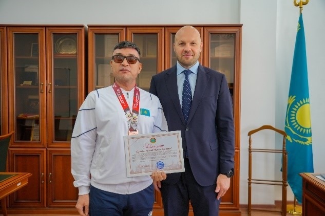 Параспортшыларды құттықтау